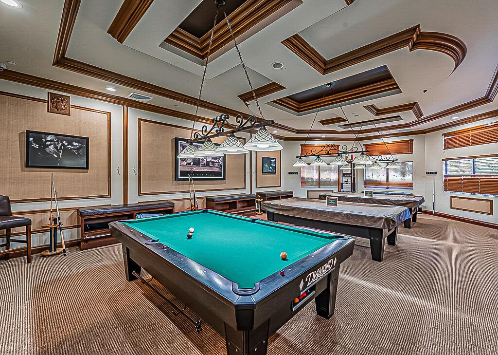 VALENCIA SHORES - Residential