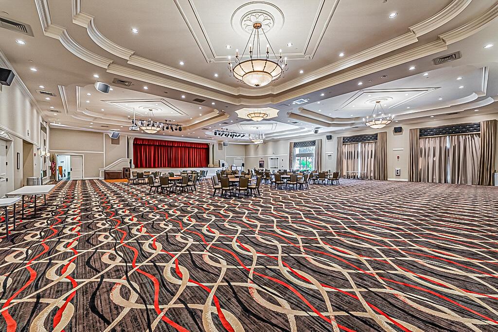 VALENCIA SHORES - Residential