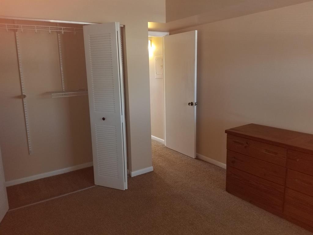 KINGS POINT CAPRI CONDOS - Residential Lease