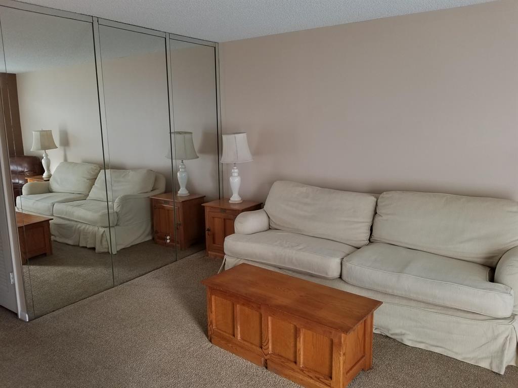 KINGS POINT CAPRI CONDOS - Residential Lease