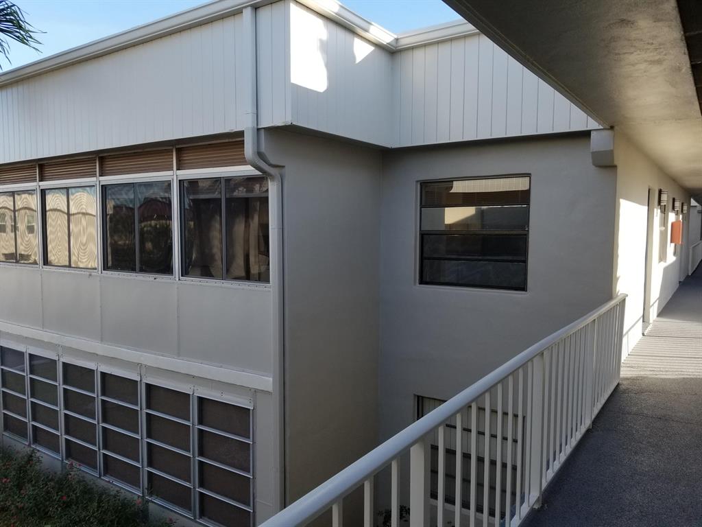 KINGS POINT CAPRI CONDOS - Residential Lease