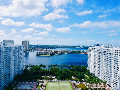 A home in Aventura