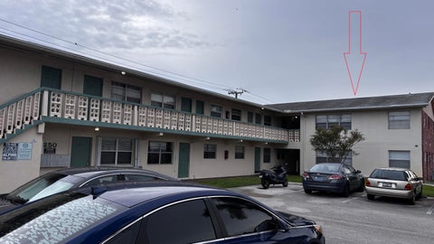 Tiny photo for 250 NE 40TH Street #38, Oakland Park, FL 33334 (MLS # B26082683)