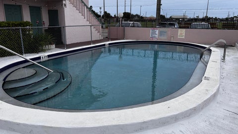 Photo of 250 NE 40TH Street #38, Oakland Park, FL 33334 (MLS # B26082683)