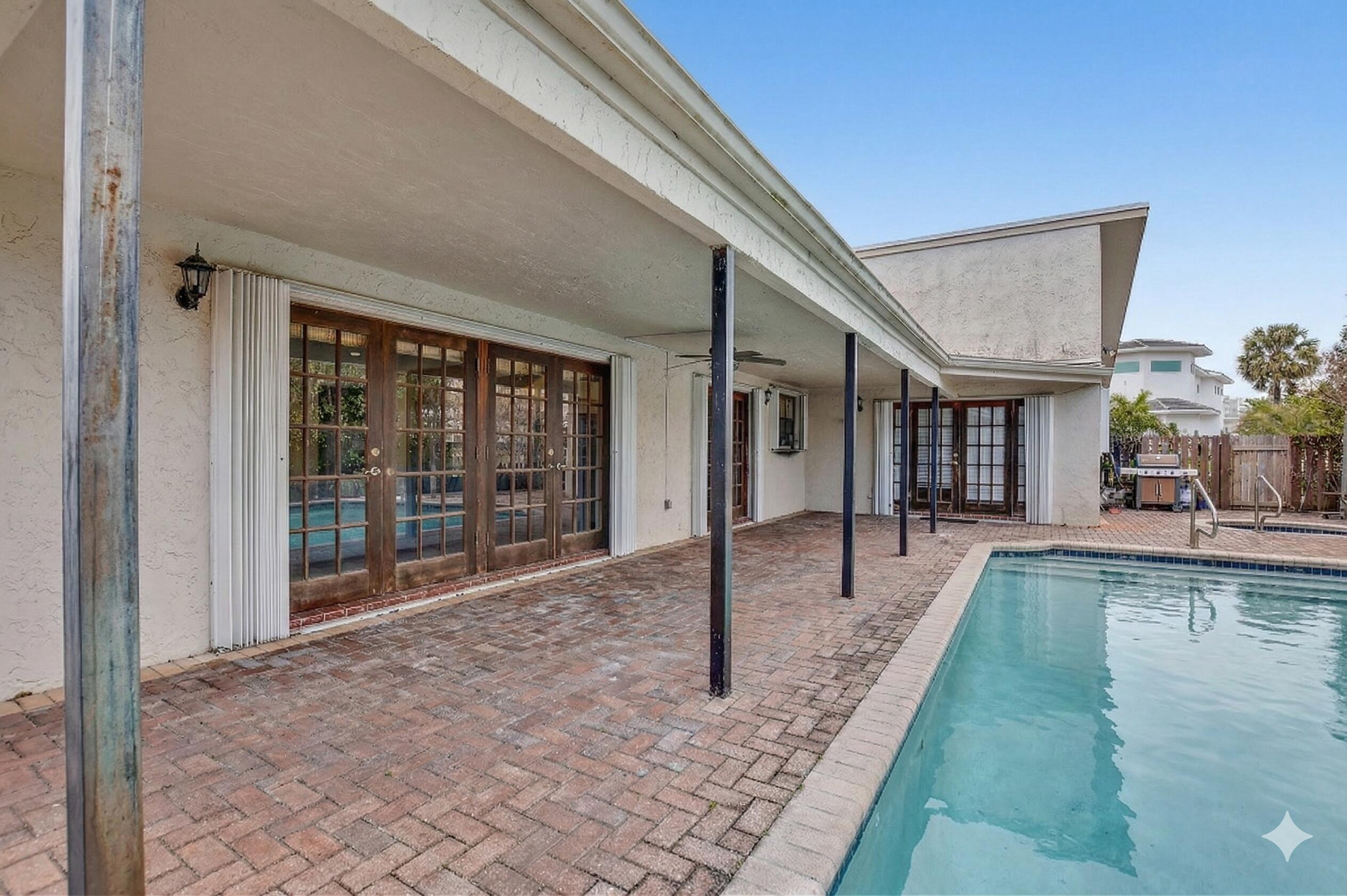 THORNHILL GREEN - Residential