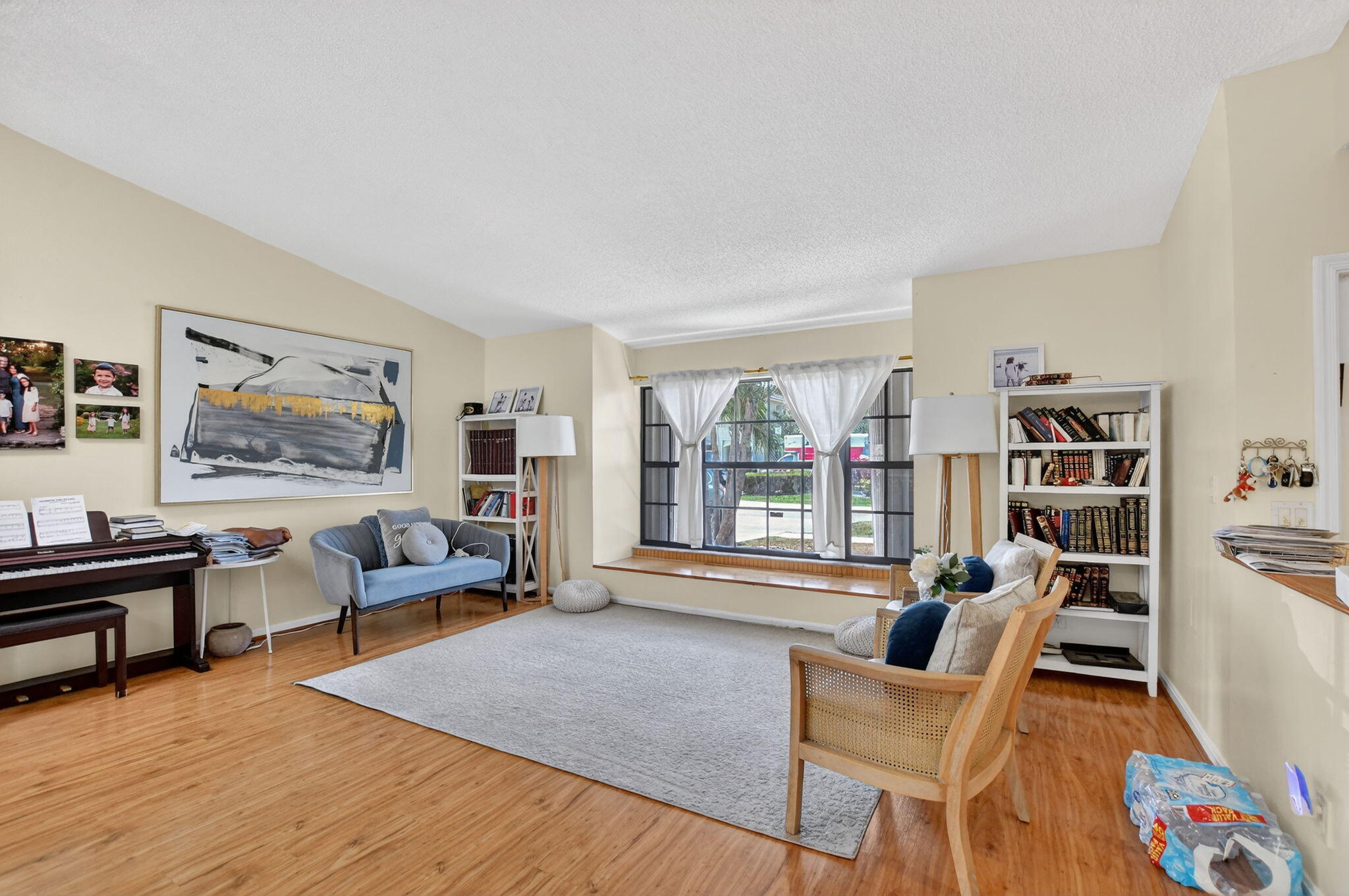 THORNHILL GREEN - Residential