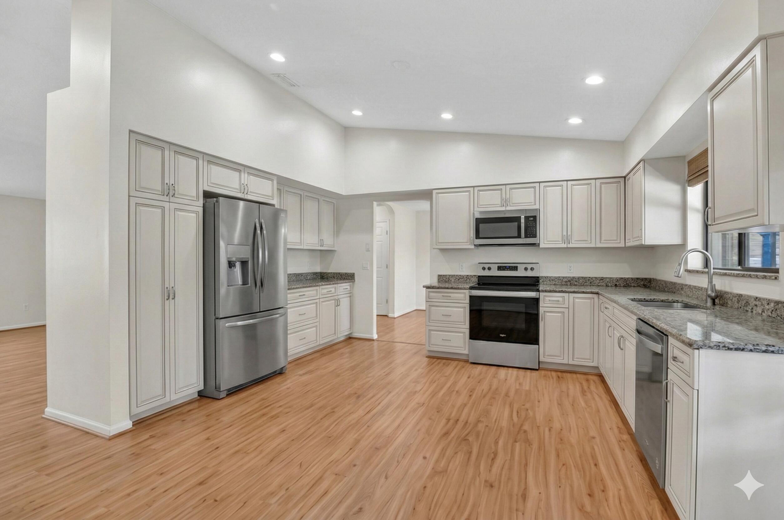 THORNHILL GREEN - Residential