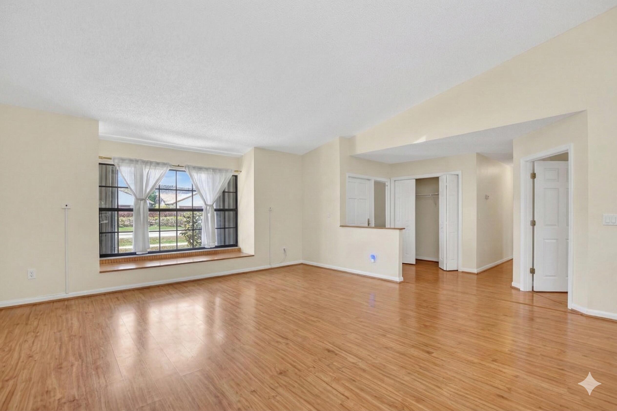 THORNHILL GREEN - Residential