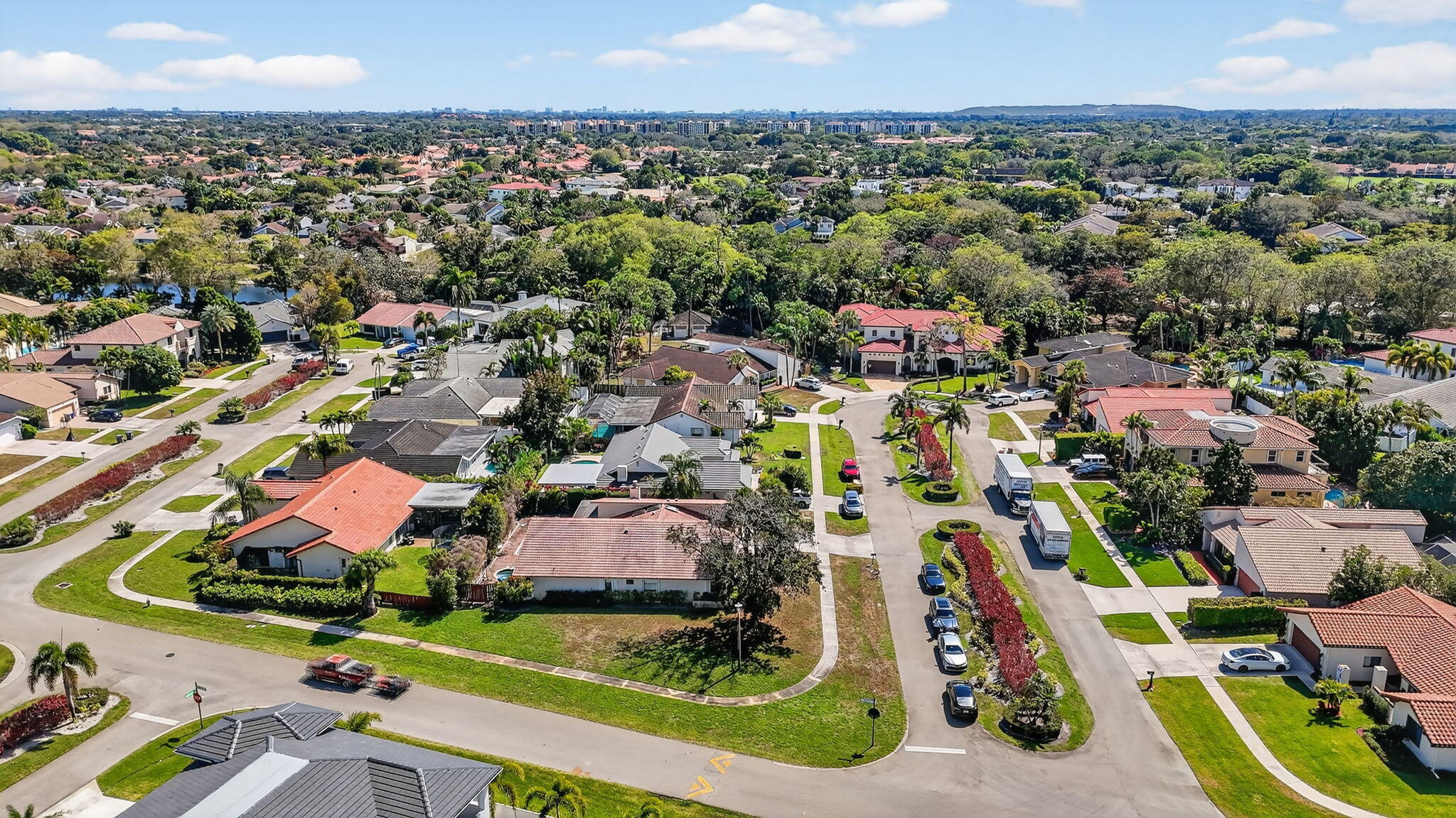 THORNHILL GREEN - Residential