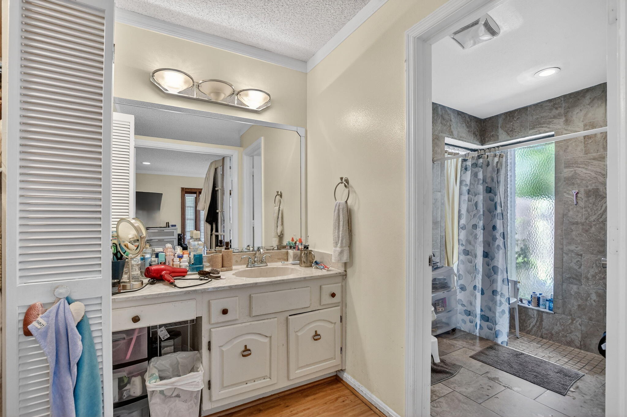 THORNHILL GREEN - Residential