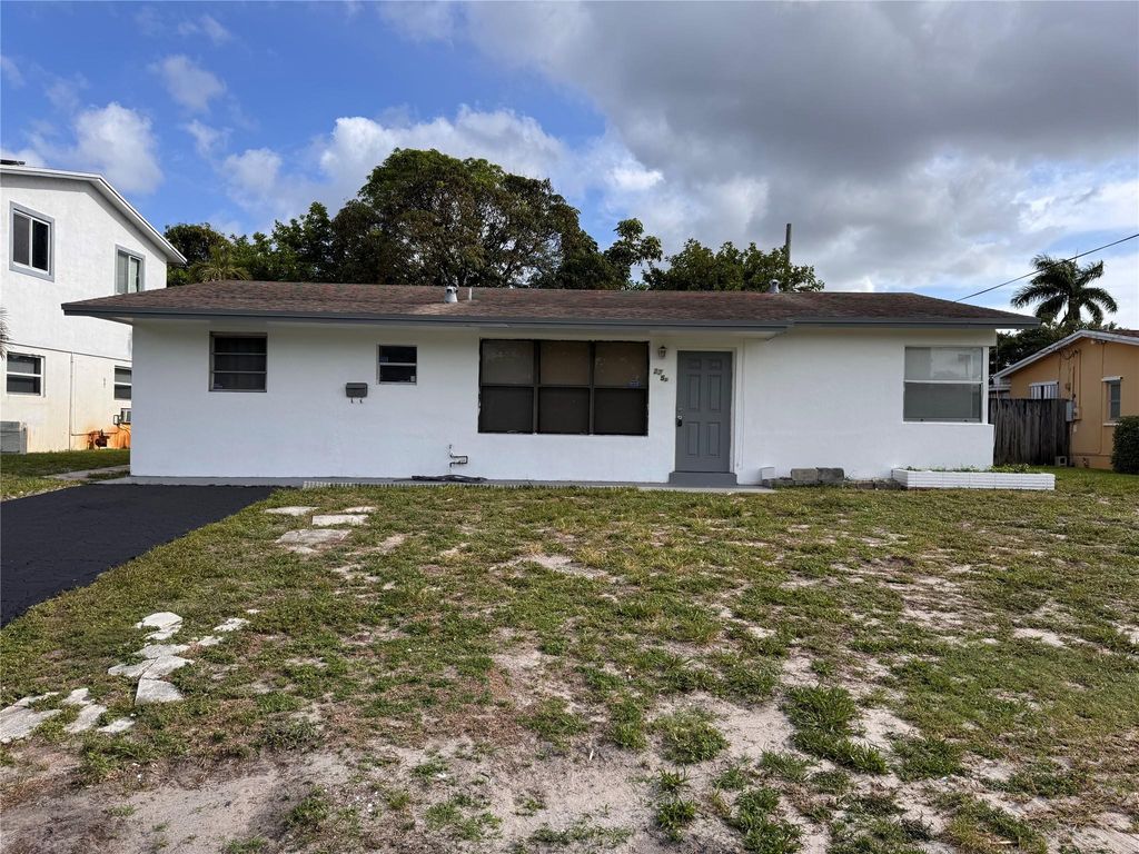 Photo of 2751 SW 3rd Street, Fort Lauderdale, FL 33312 (MLS # F10503820)