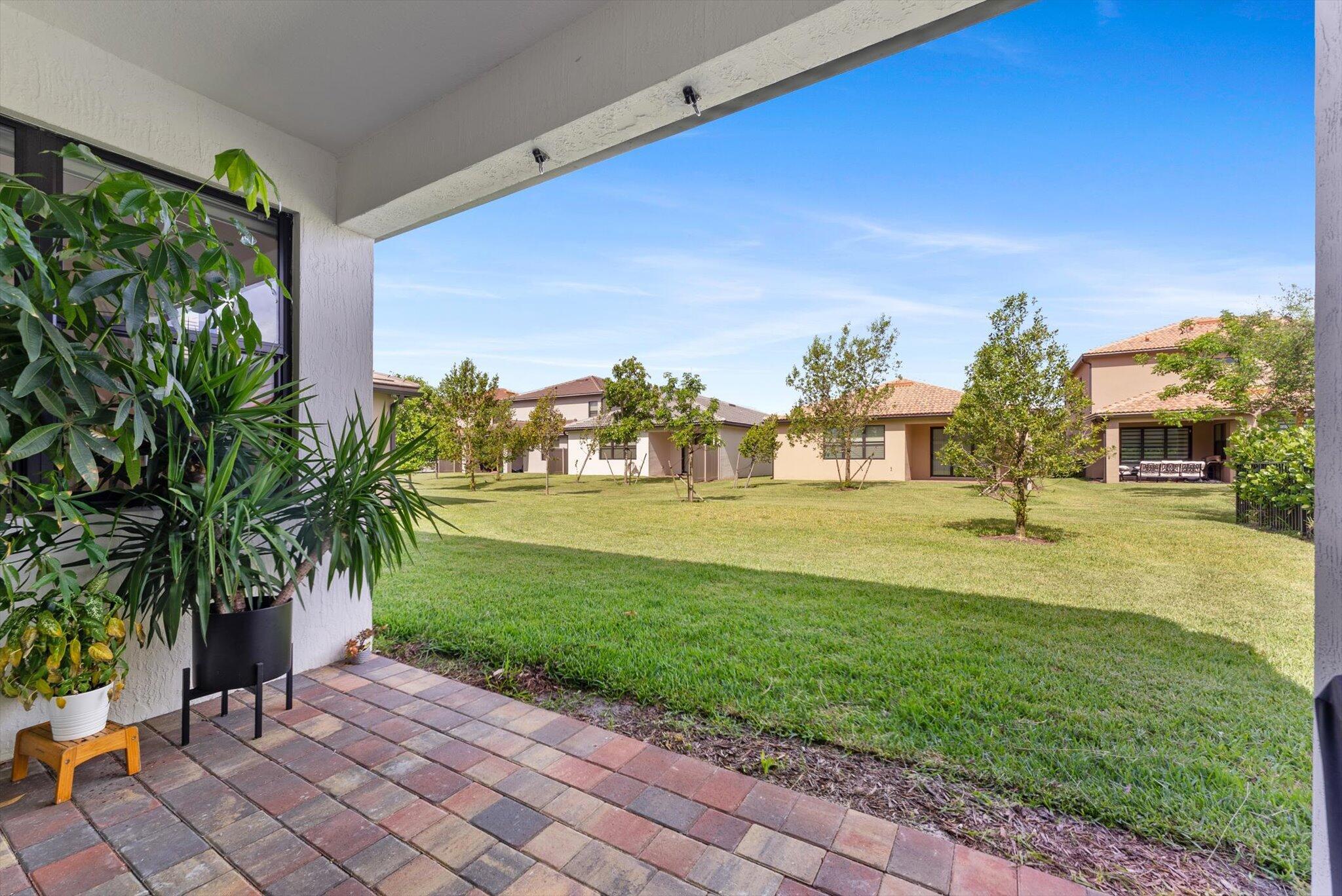 FIELDS AT GULFSTREAM POLO - Residential
