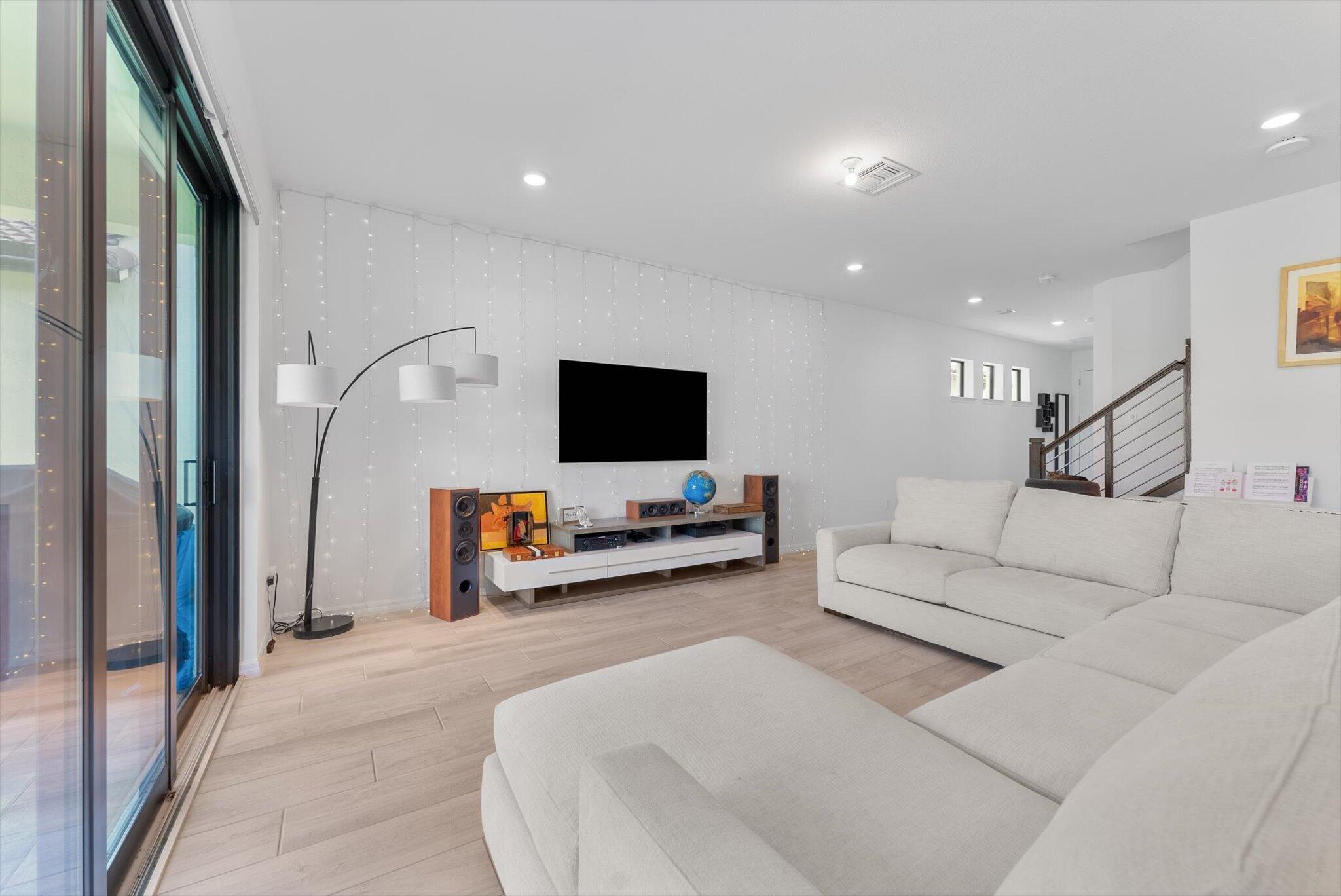 FIELDS AT GULFSTREAM POLO - Residential