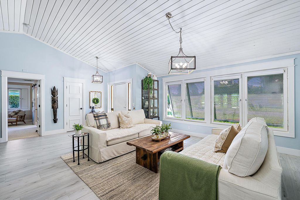 Photo of 12910 La Rochelle Circle, Palm Beach Gardens, FL 33410 (MLS # R11159991)