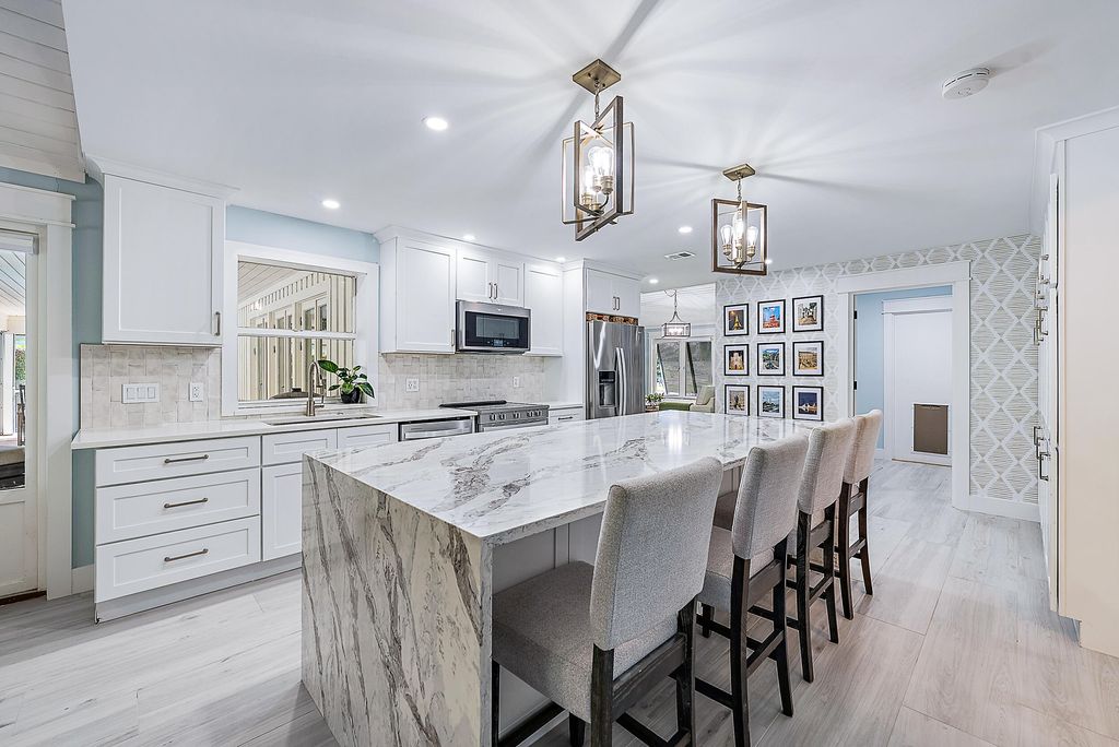 Photo of 12910 La Rochelle Circle, Palm Beach Gardens, FL 33410 (MLS # R11159991)