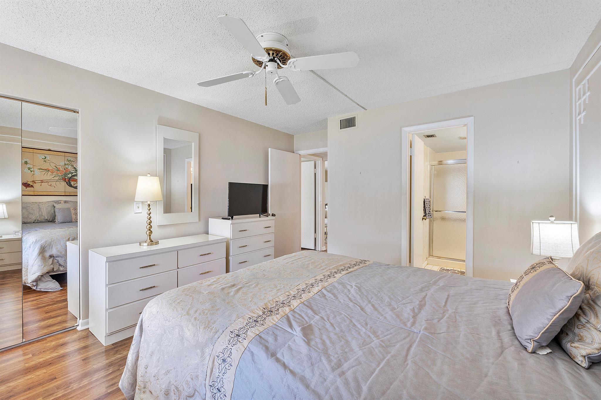 PINE RIDGE SOUTH I CONDO - Residential