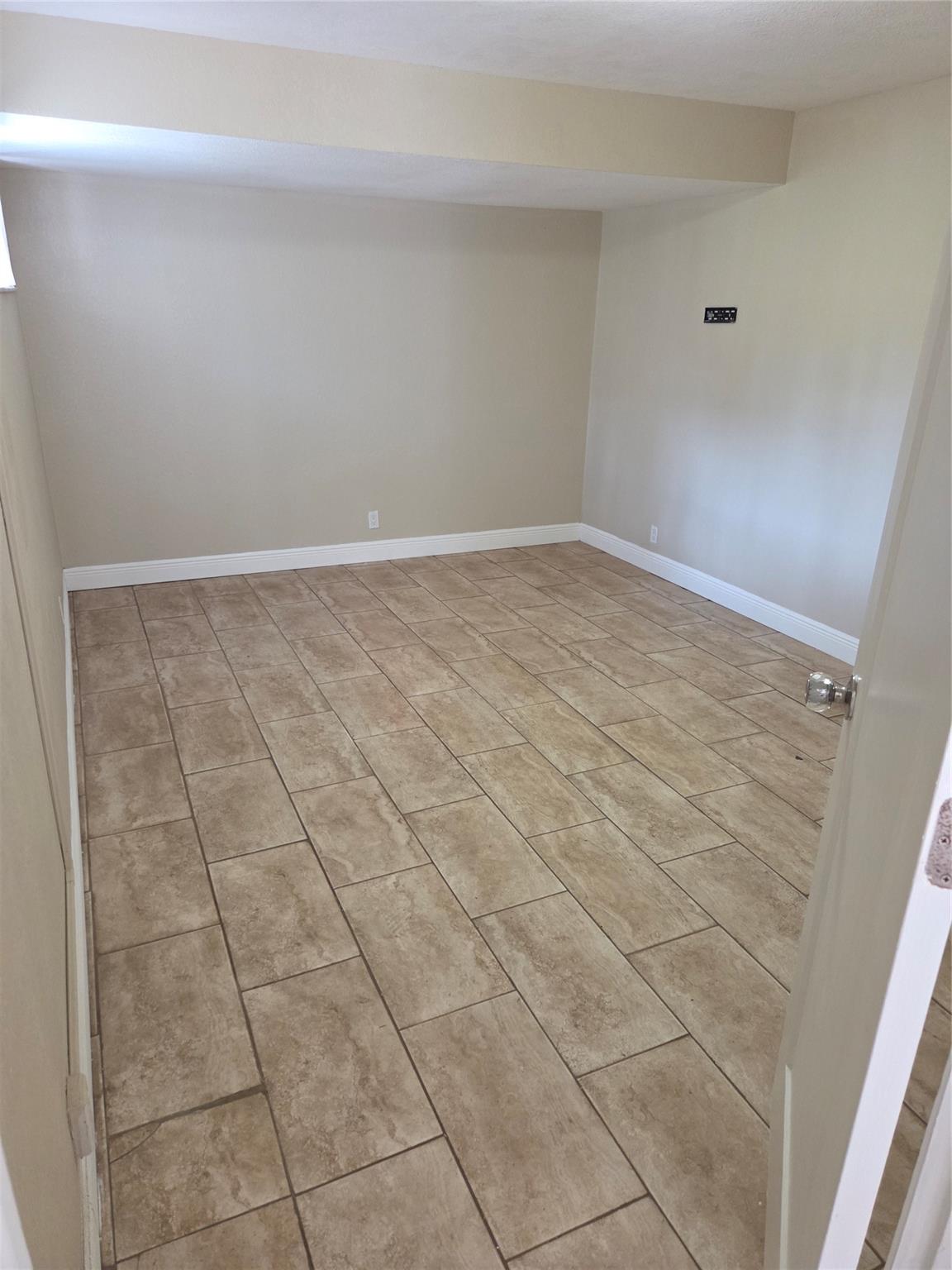 TOWNHOUSE OF JACARANDA - Residential Lease
