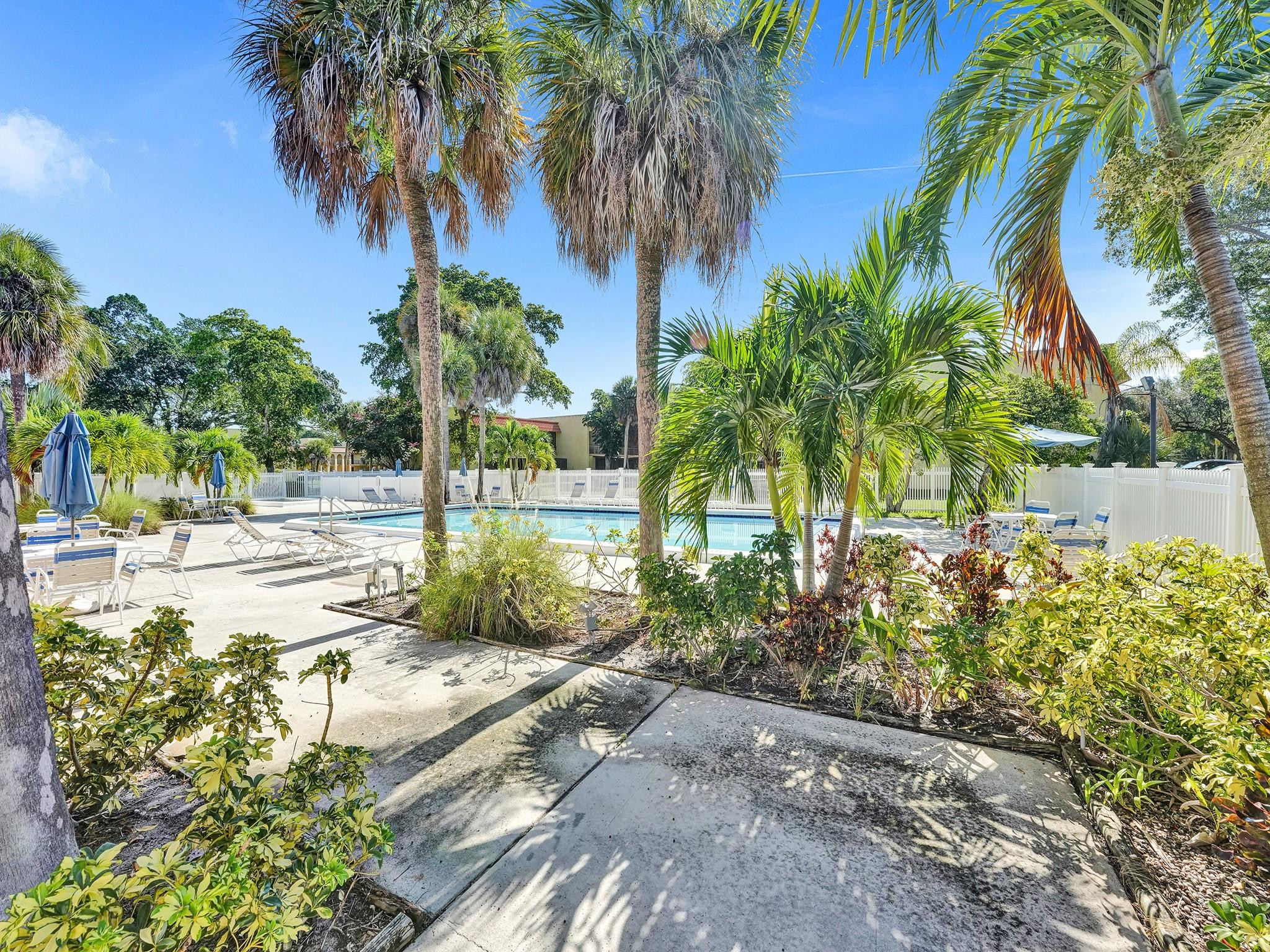 Boca Terrace - Residential Lease