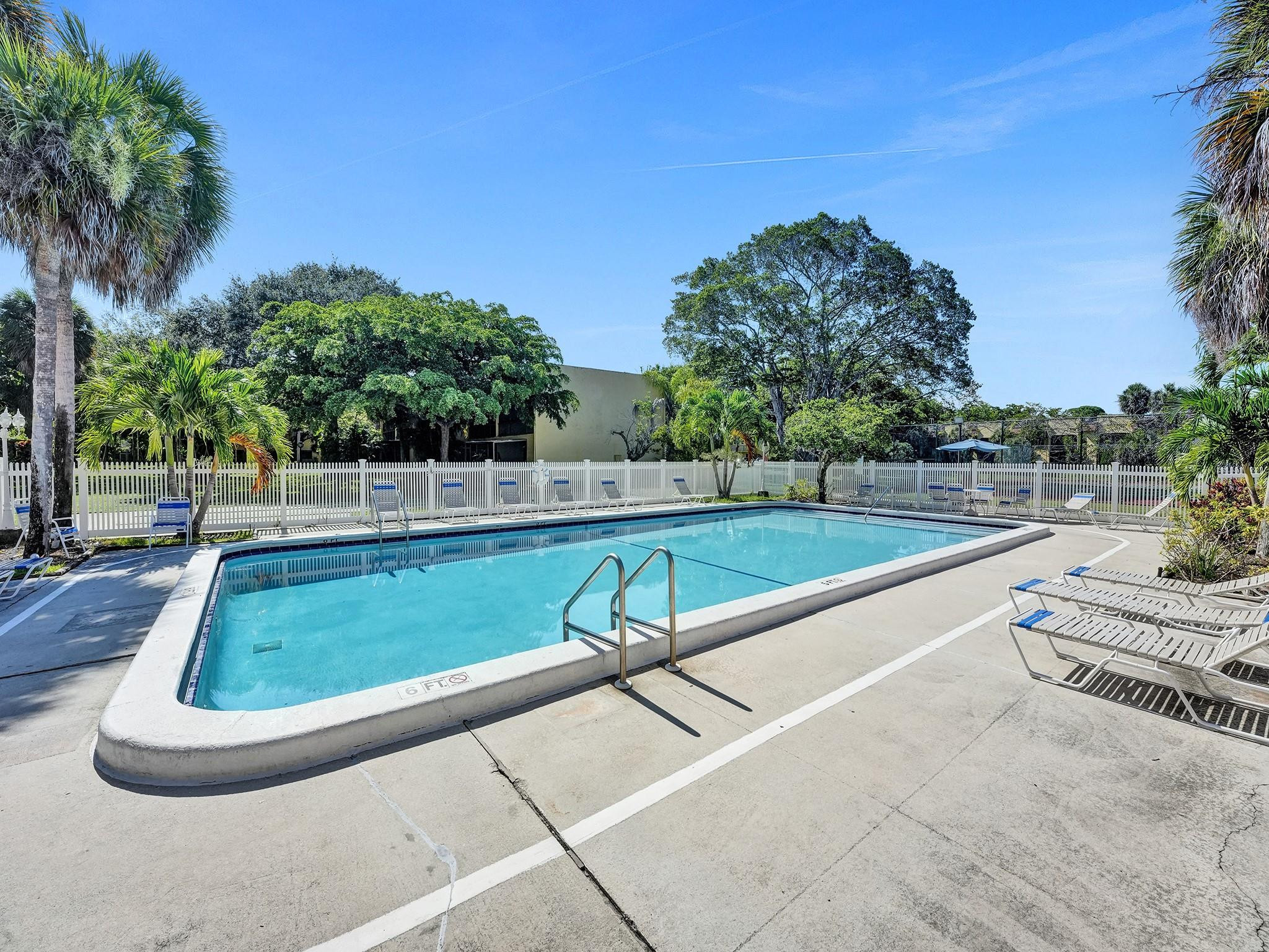 Boca Terrace - Residential Lease