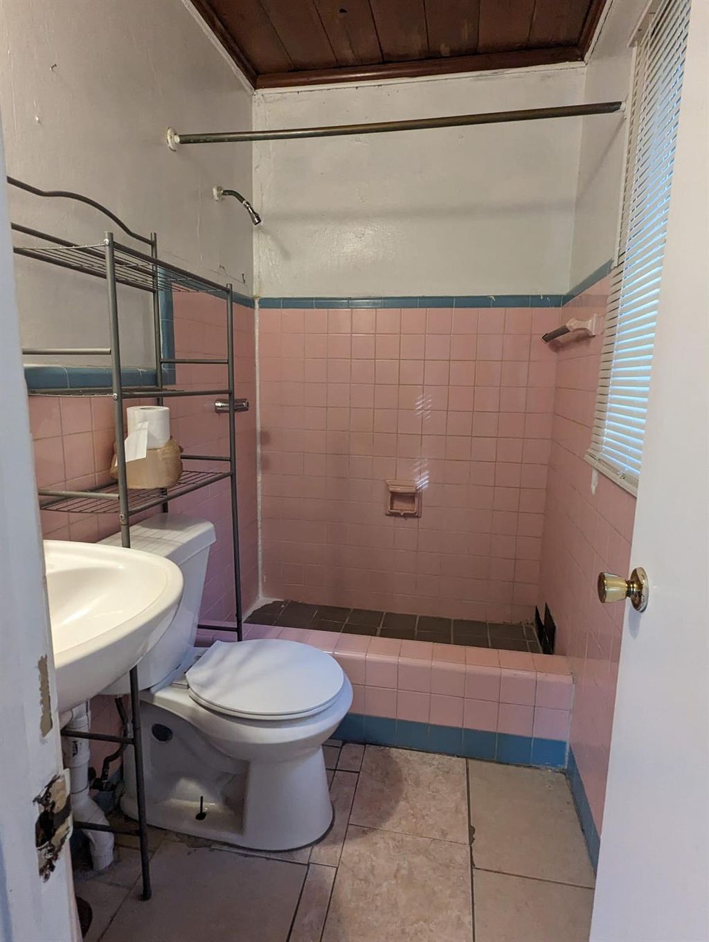 Photo of 602 Texas Court, Fort Pierce, FL 34950 (MLS # F10409378)