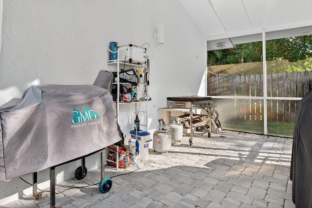 FEE'S SUBDIVISION - Residential