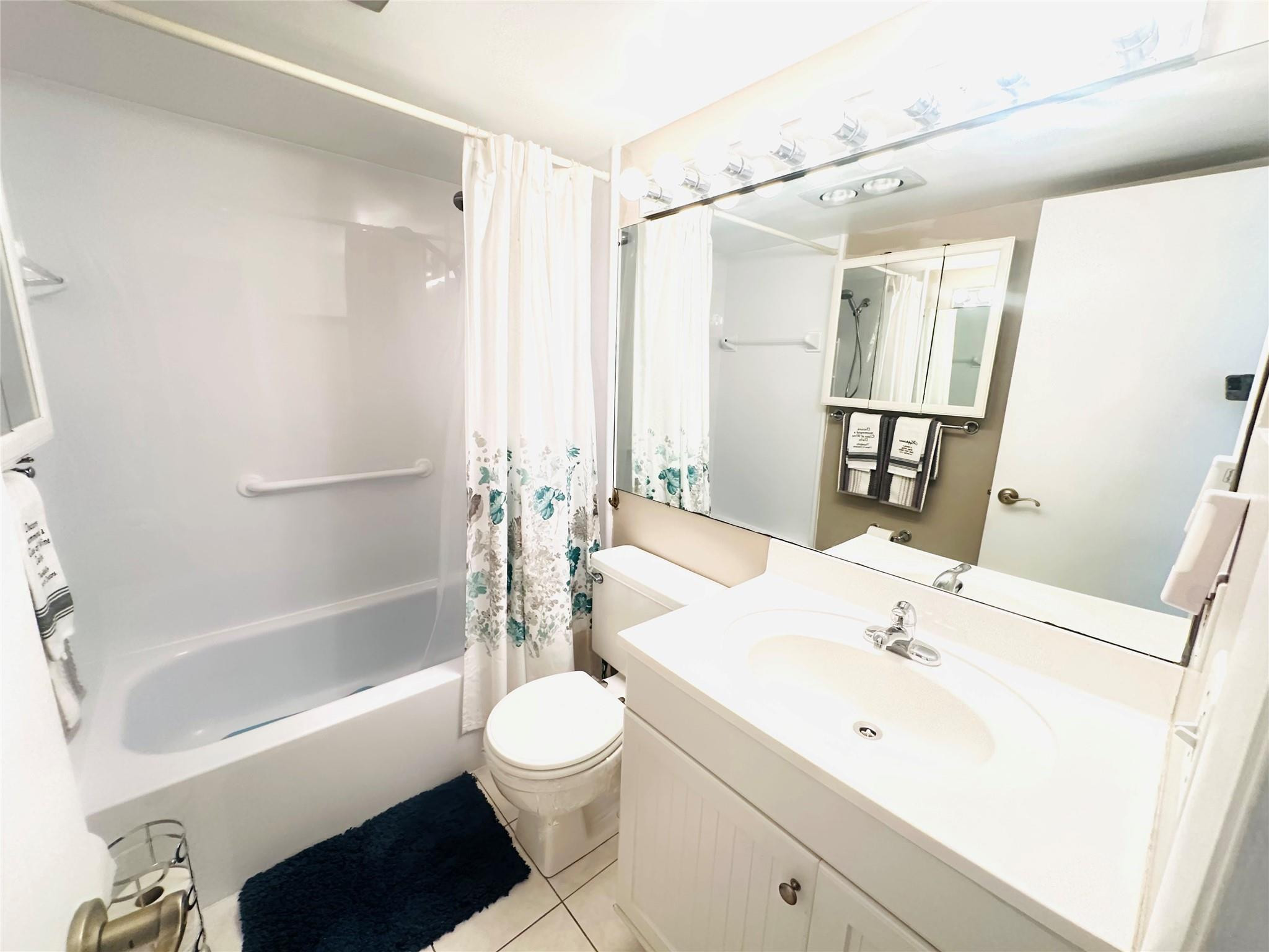 Century Village East - Residential