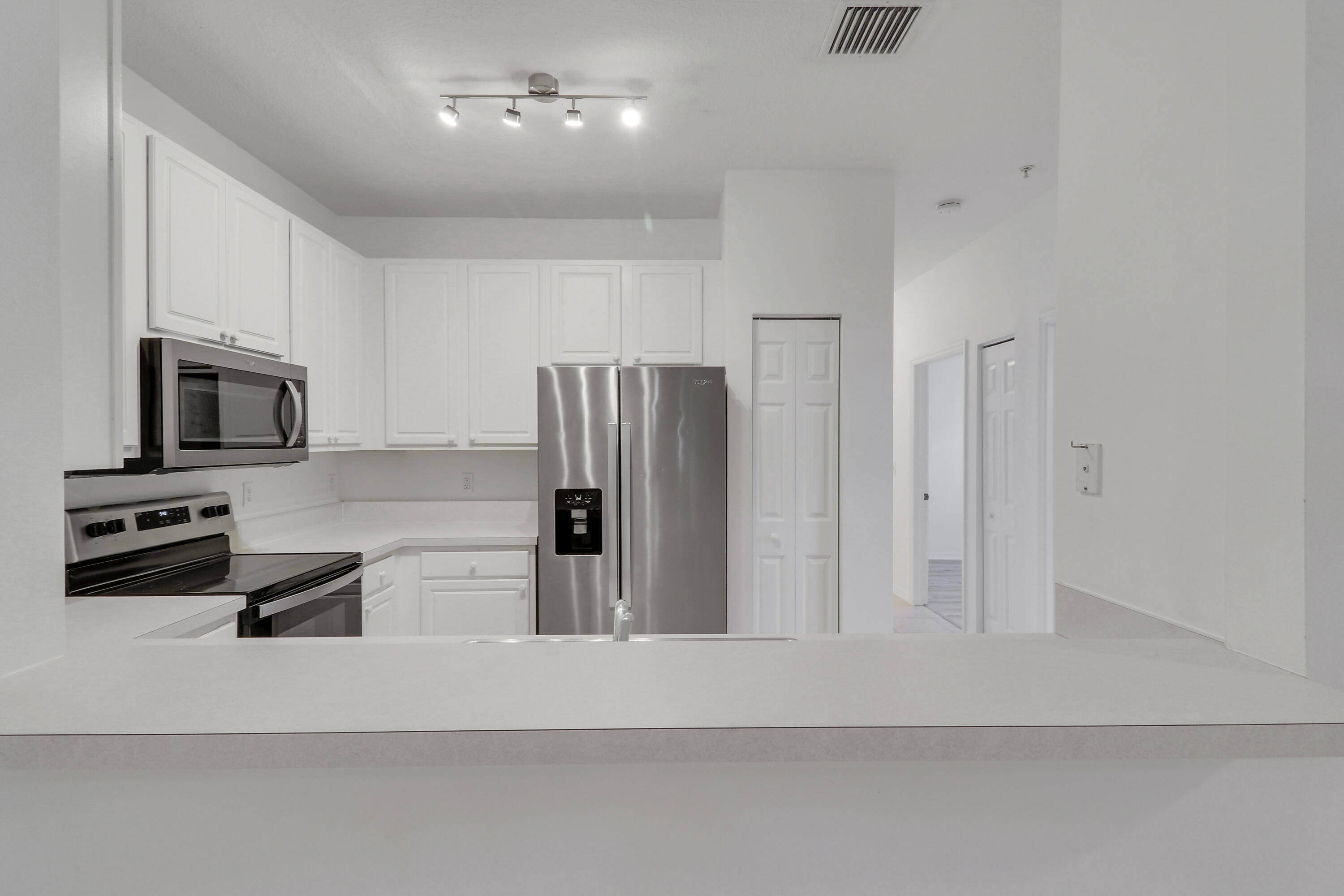 TEQUESTA TRACE CONDO - Residential