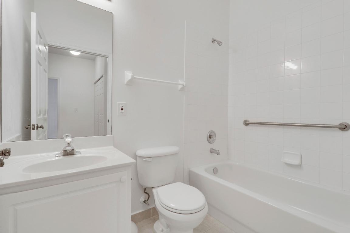 TEQUESTA TRACE CONDO - Residential