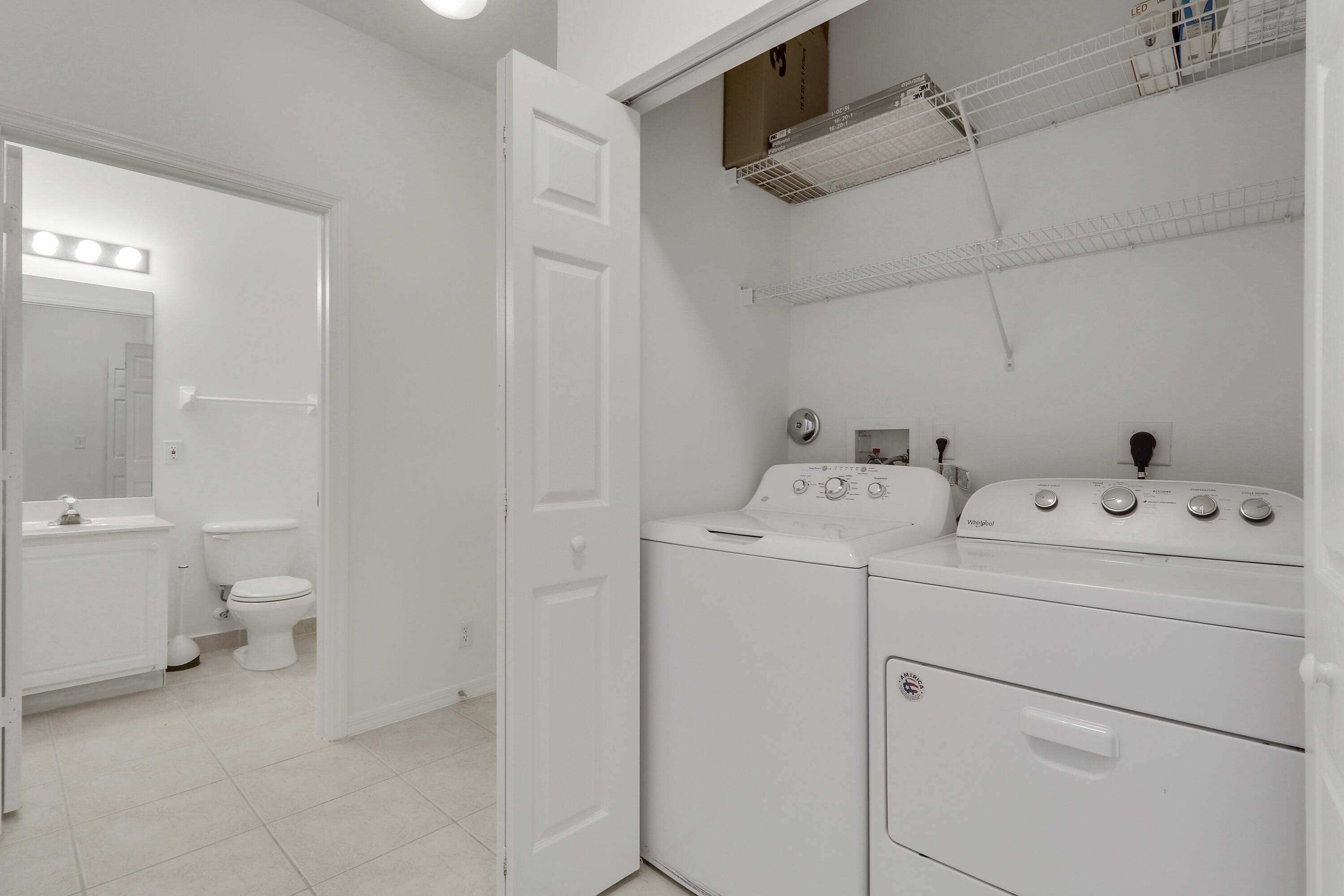 TEQUESTA TRACE CONDO - Residential