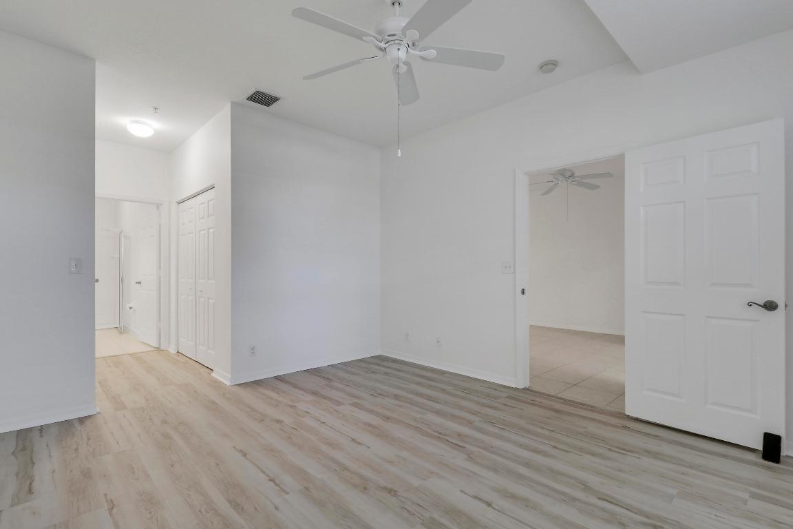 TEQUESTA TRACE CONDO - Residential