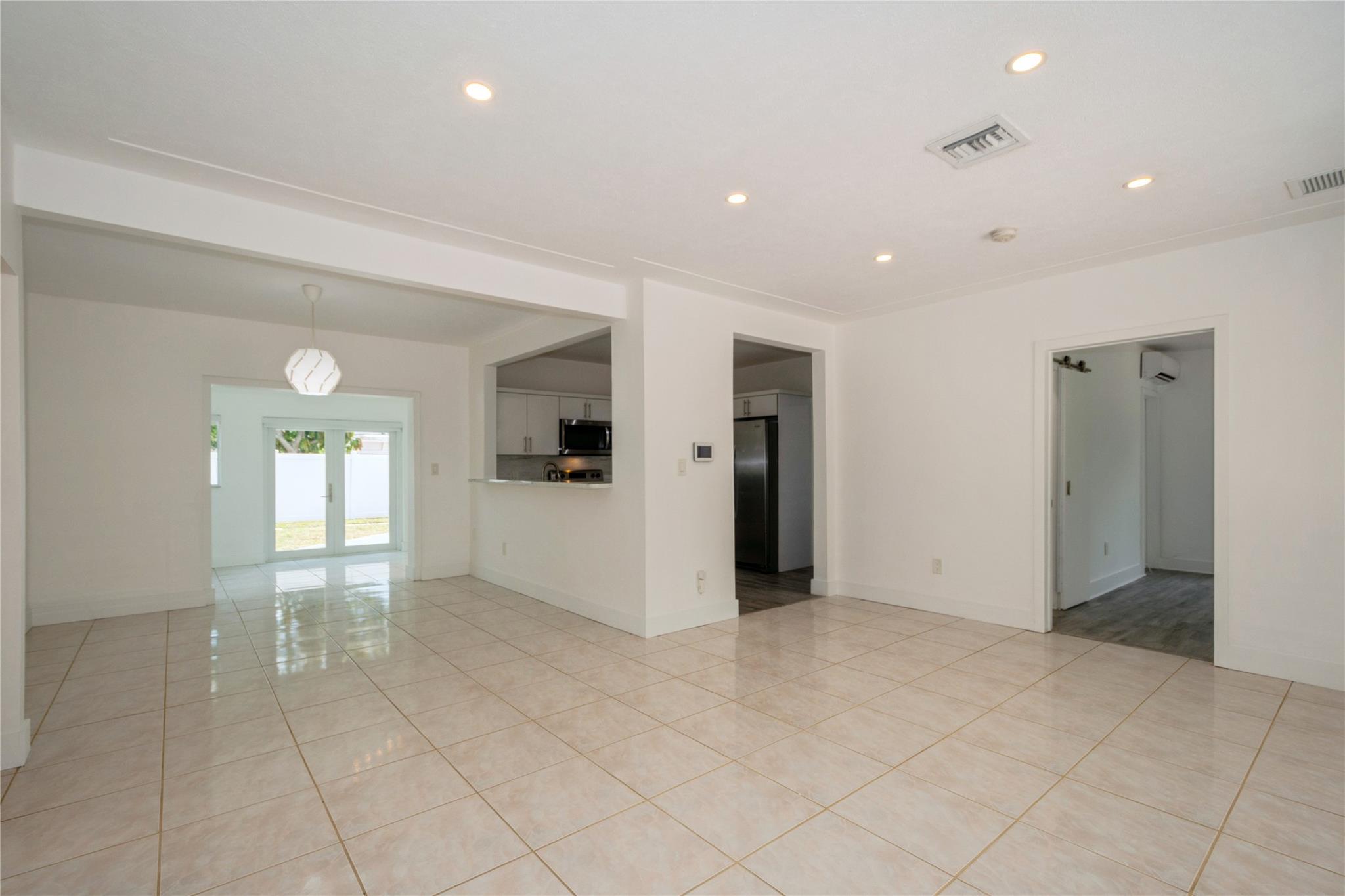 338 NW 111th Ter