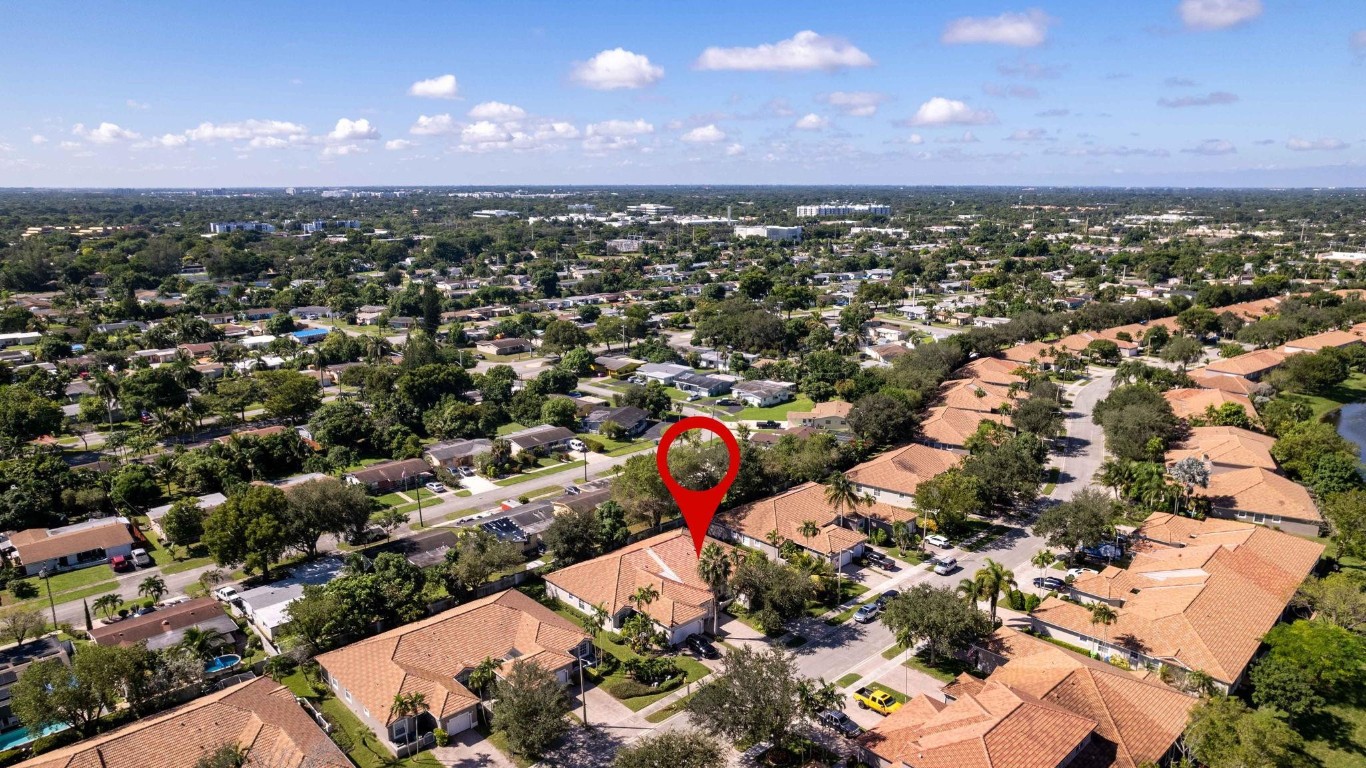 Regency Club - Residential