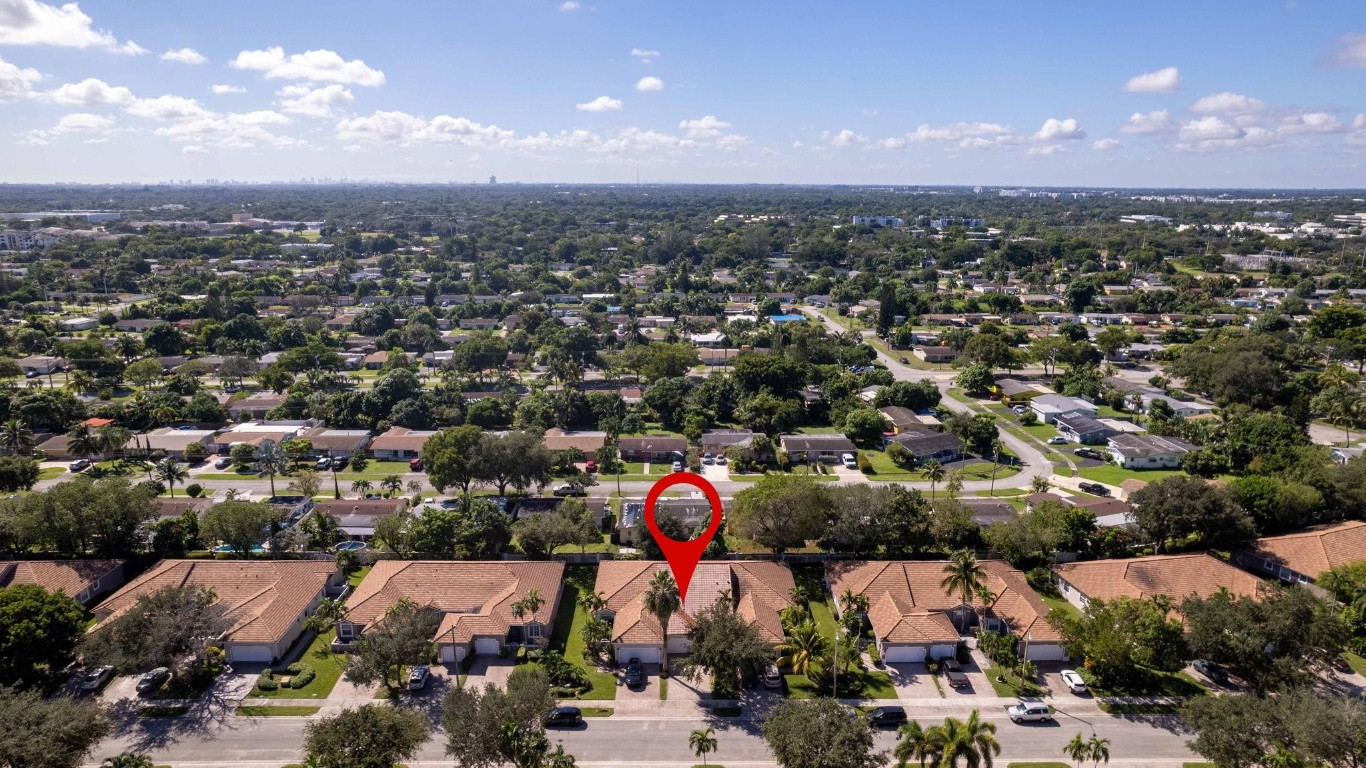 Regency Club - Residential