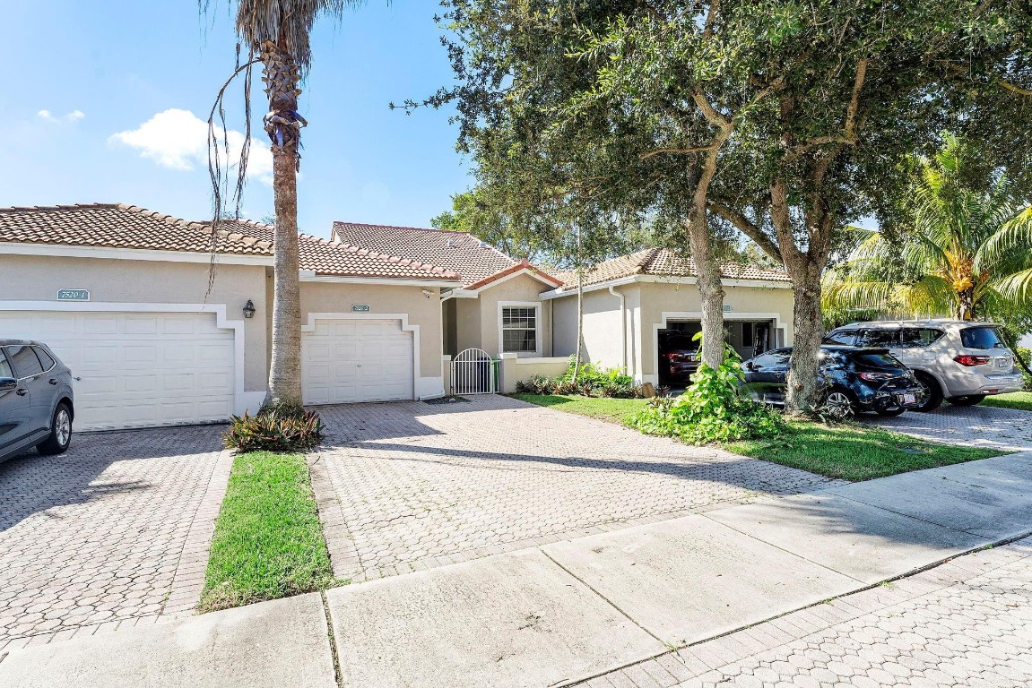 Regency Club - Residential