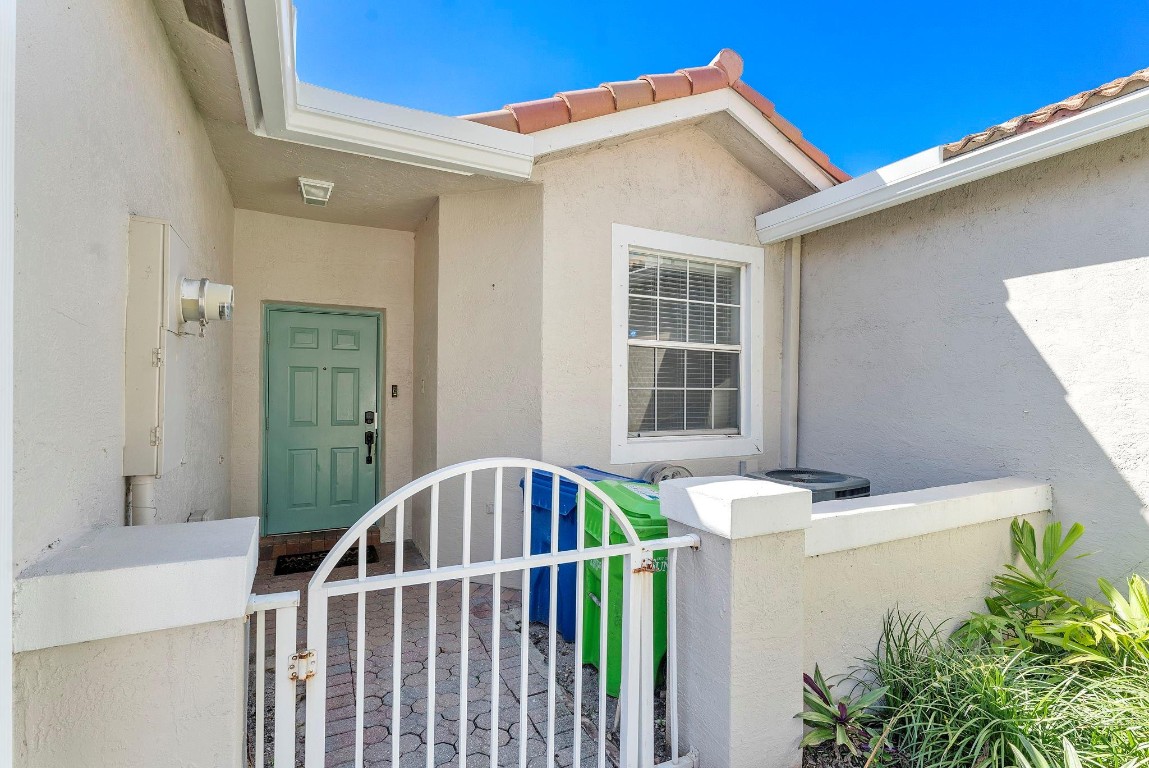 Regency Club - Residential