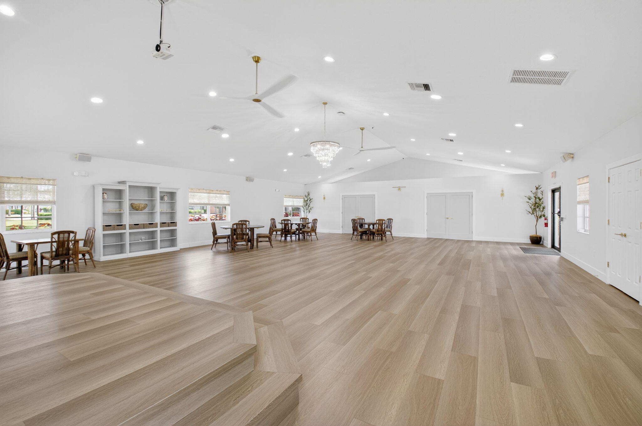 NEWPORT COVE - Residential