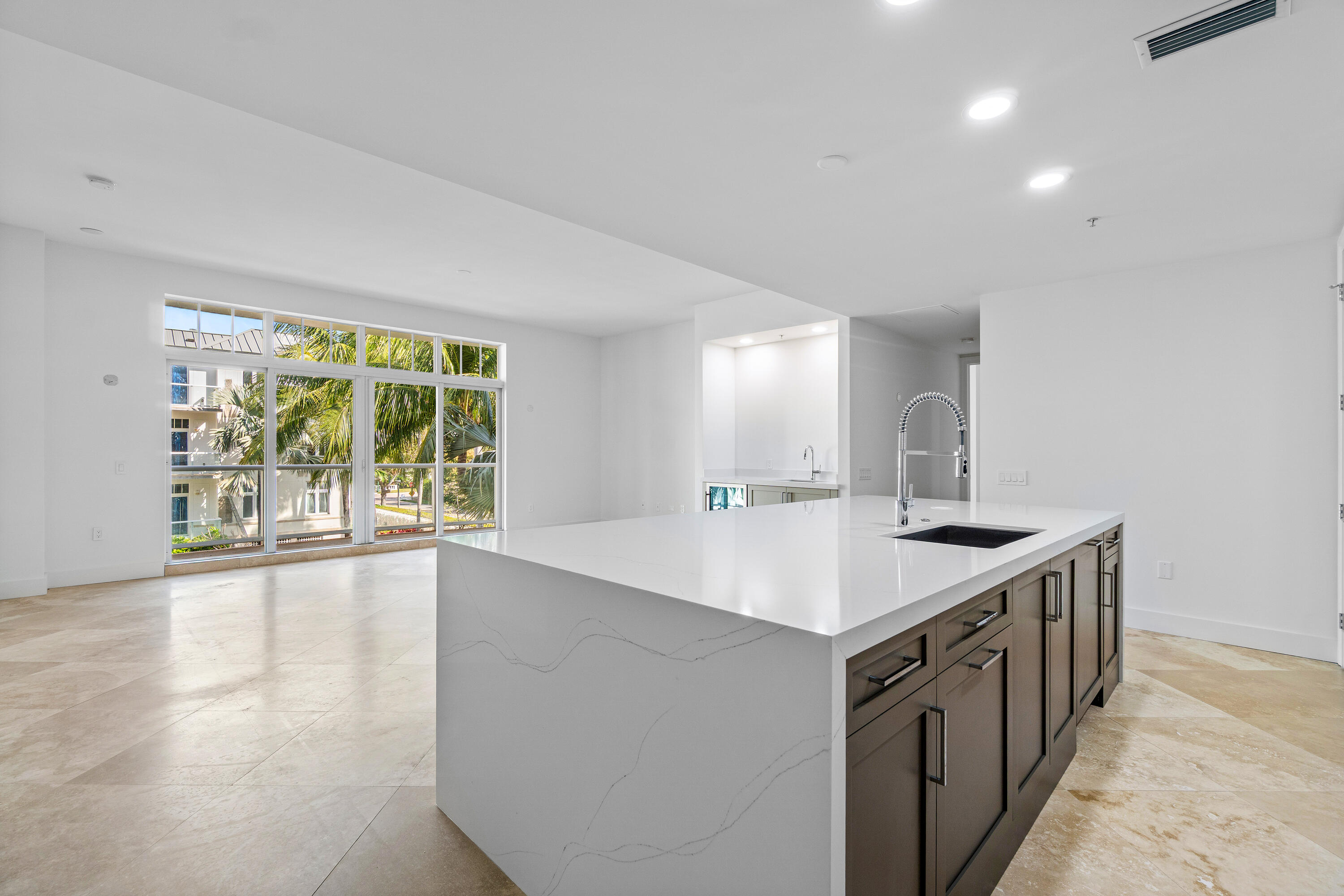 178 Lake Drive 4202