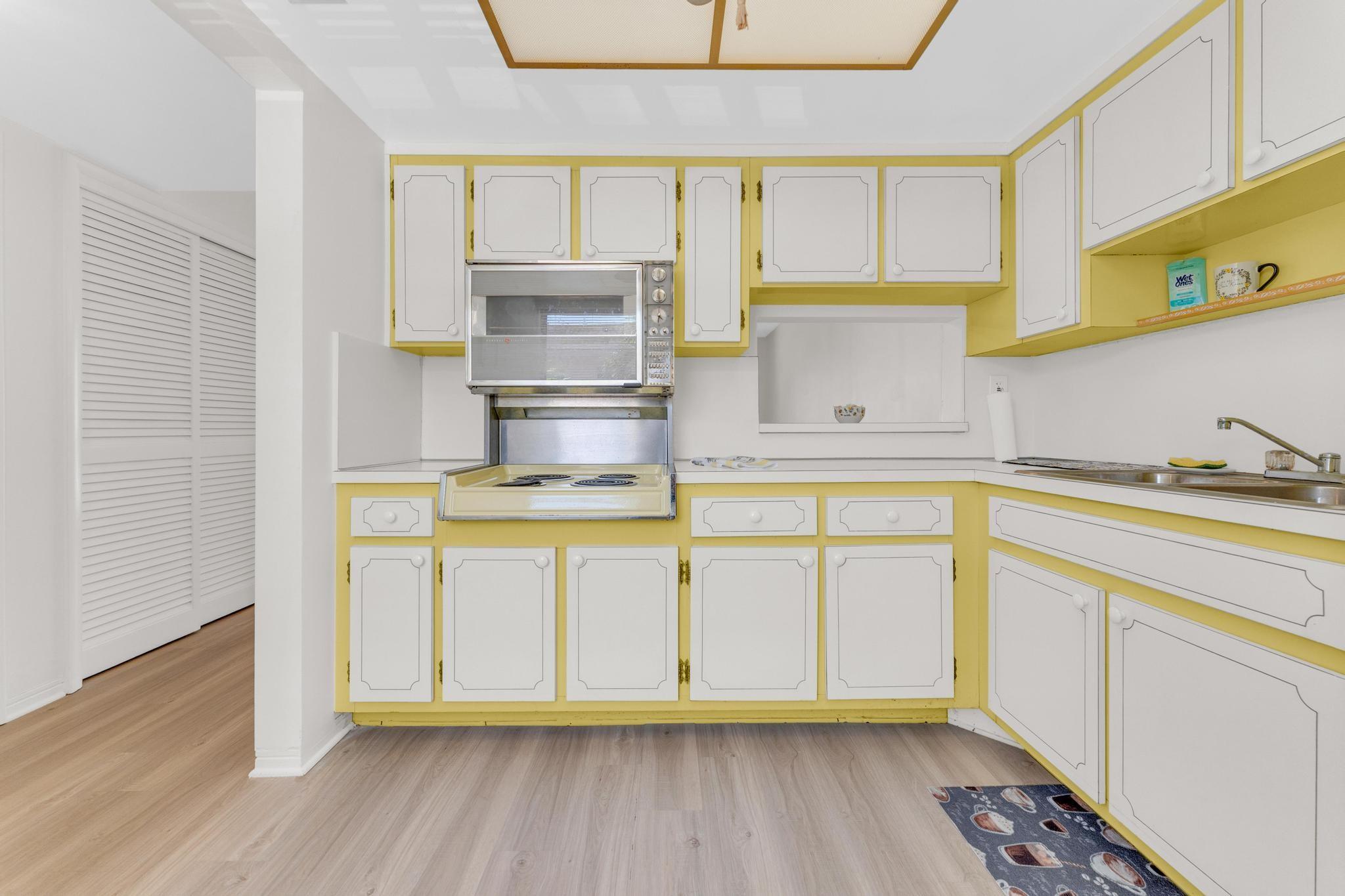 Eighth Moorings Condo - Residential