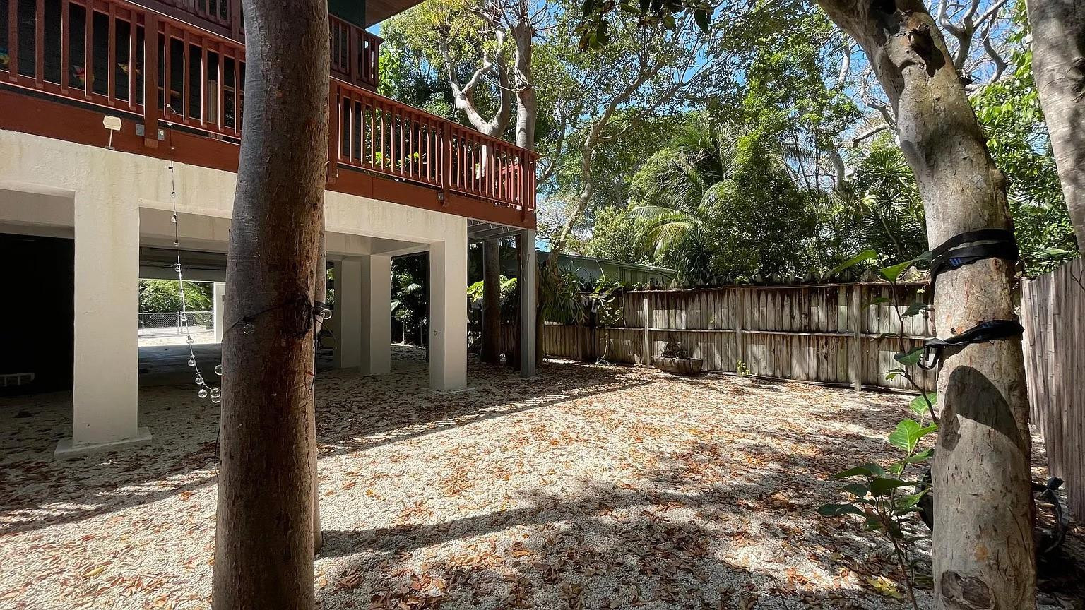 Bowens Addition Riviera Vill - Residential Lease