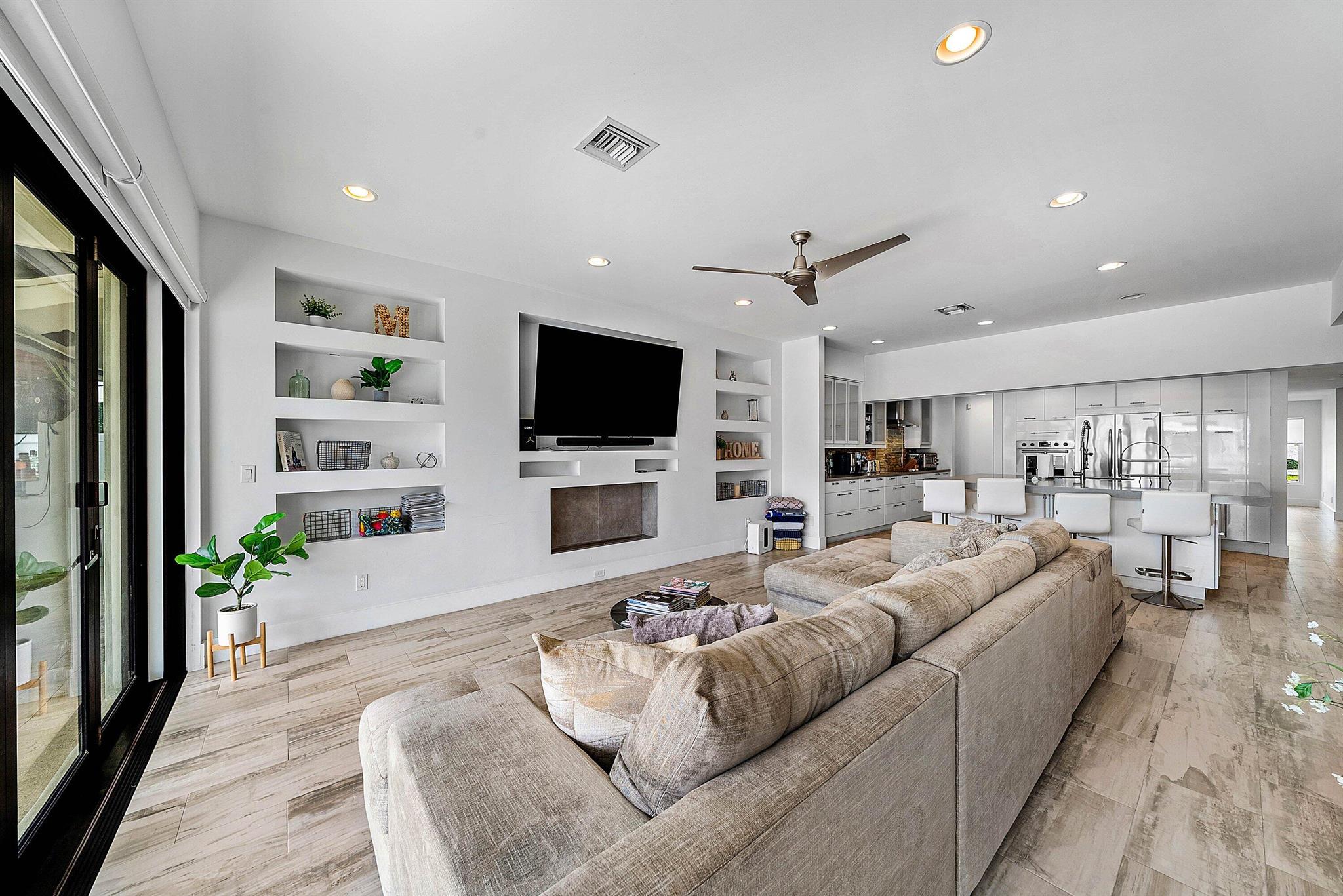 Lake Rodgers Isle - Residential