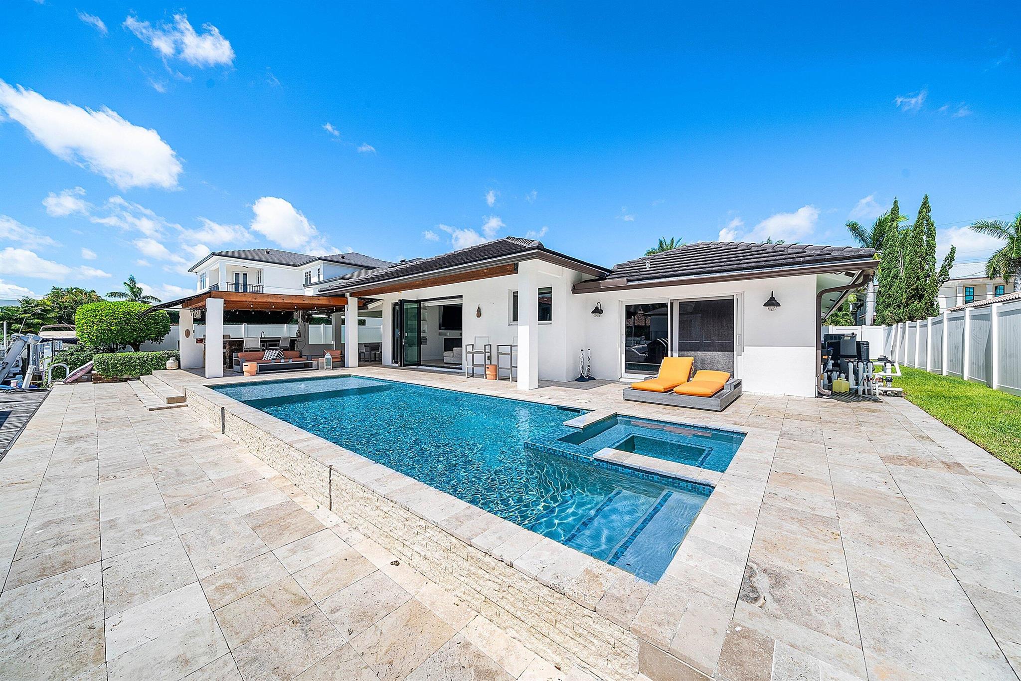 Lake Rodgers Isle - Residential