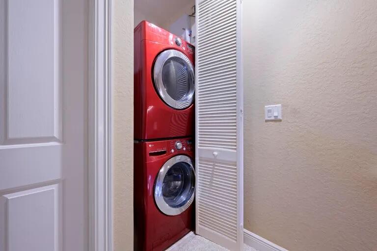 CITYSIDE CONDO - Residential