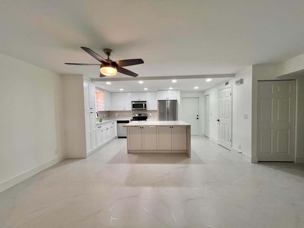 Photo of 720 N Dixie Highway #203, Lantana, FL 33462 (MLS # R11101552)