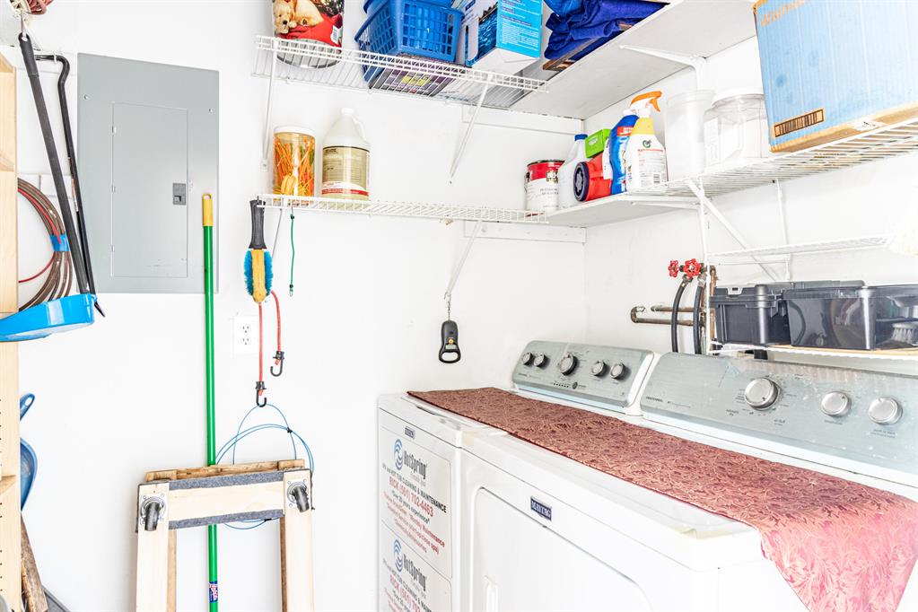 Country Manors - Residential Lease