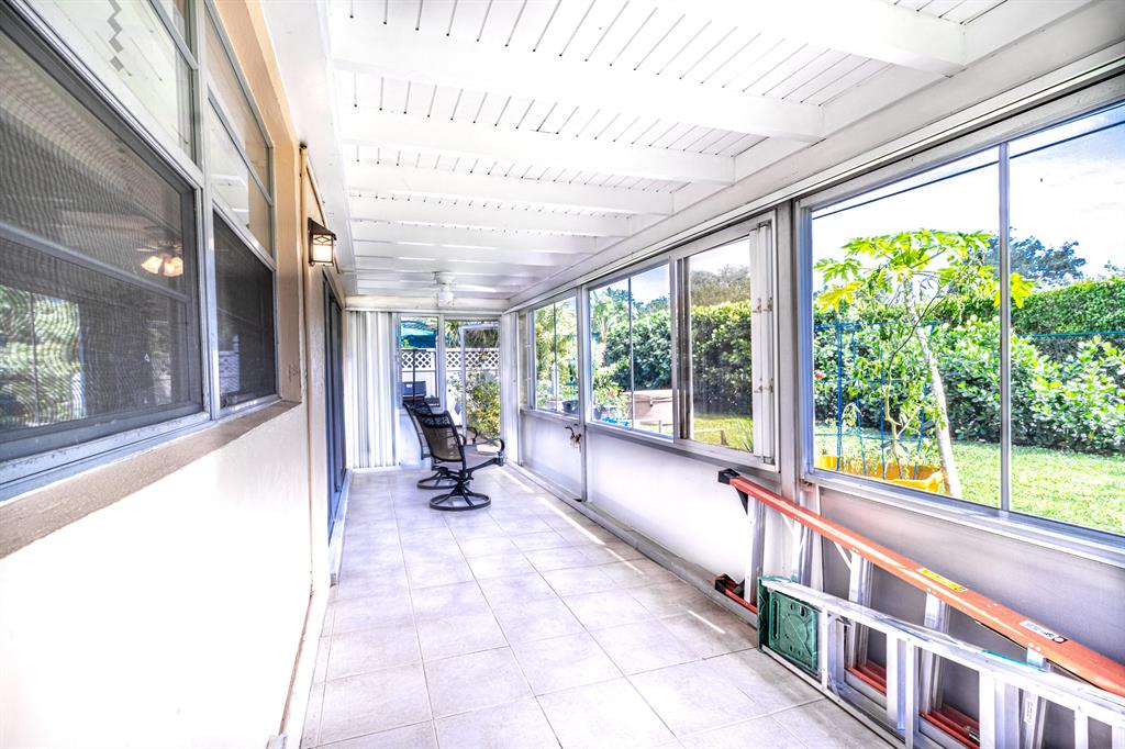 Country Manors - Residential Lease