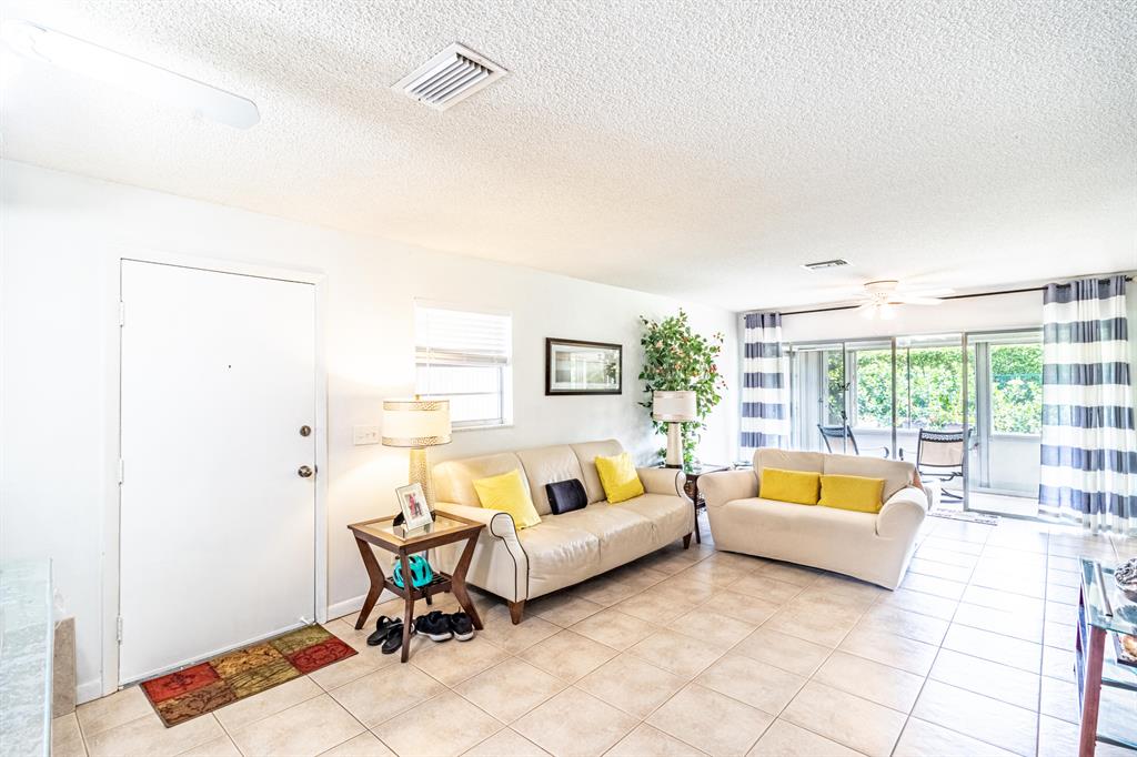 Country Manors - Residential Lease