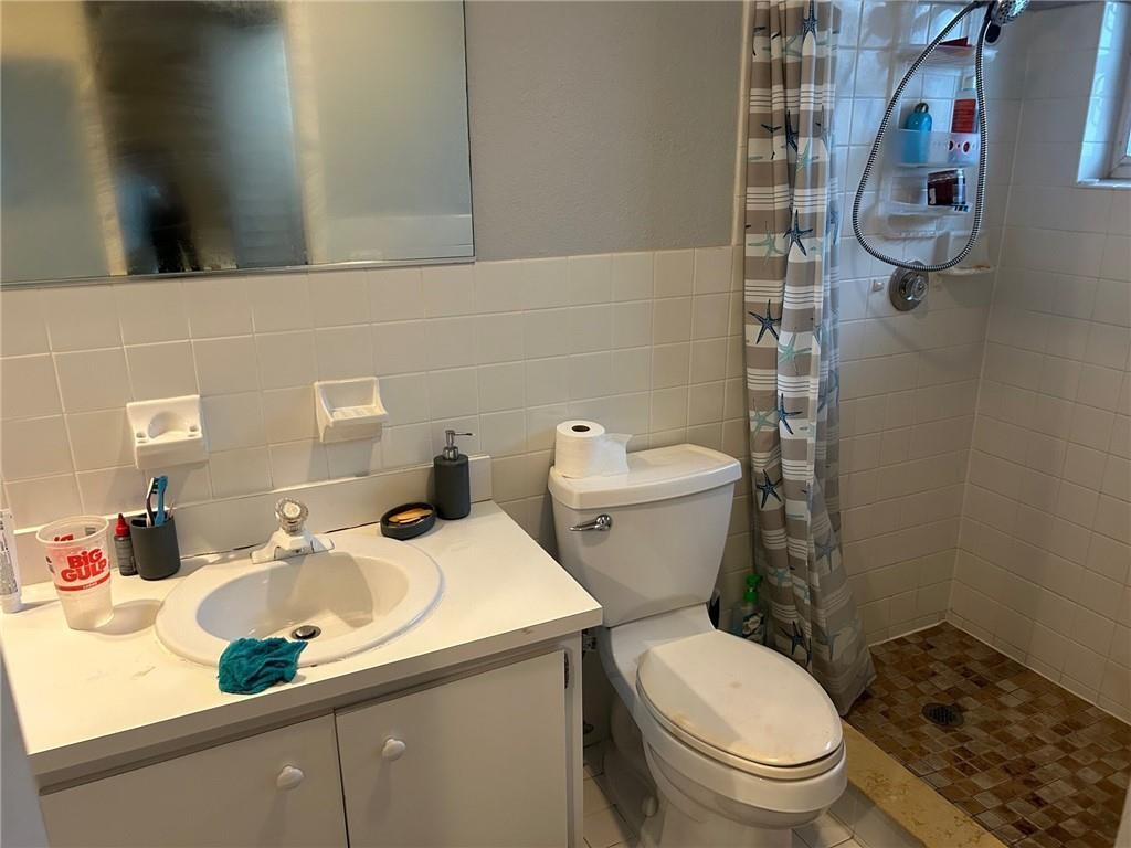 Crystal Lake 4th Sec 66-1 - Residential