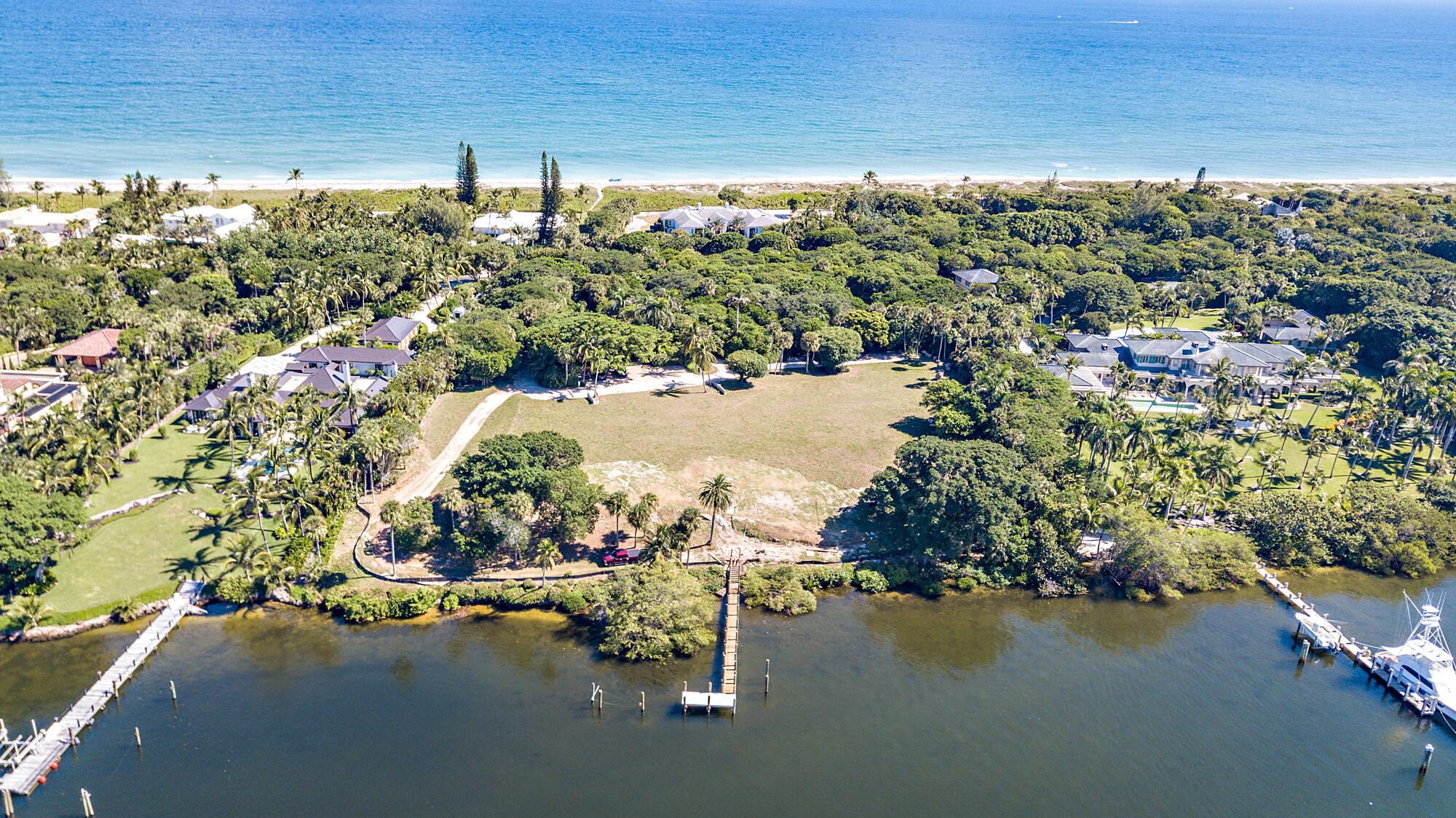 JUPITER ISLAND - Land