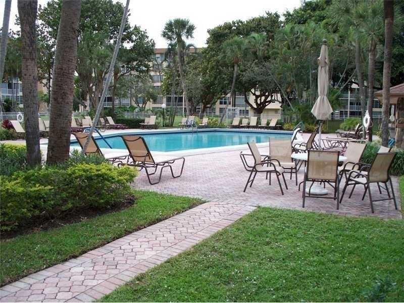 Palm Aire Country Club - Residential