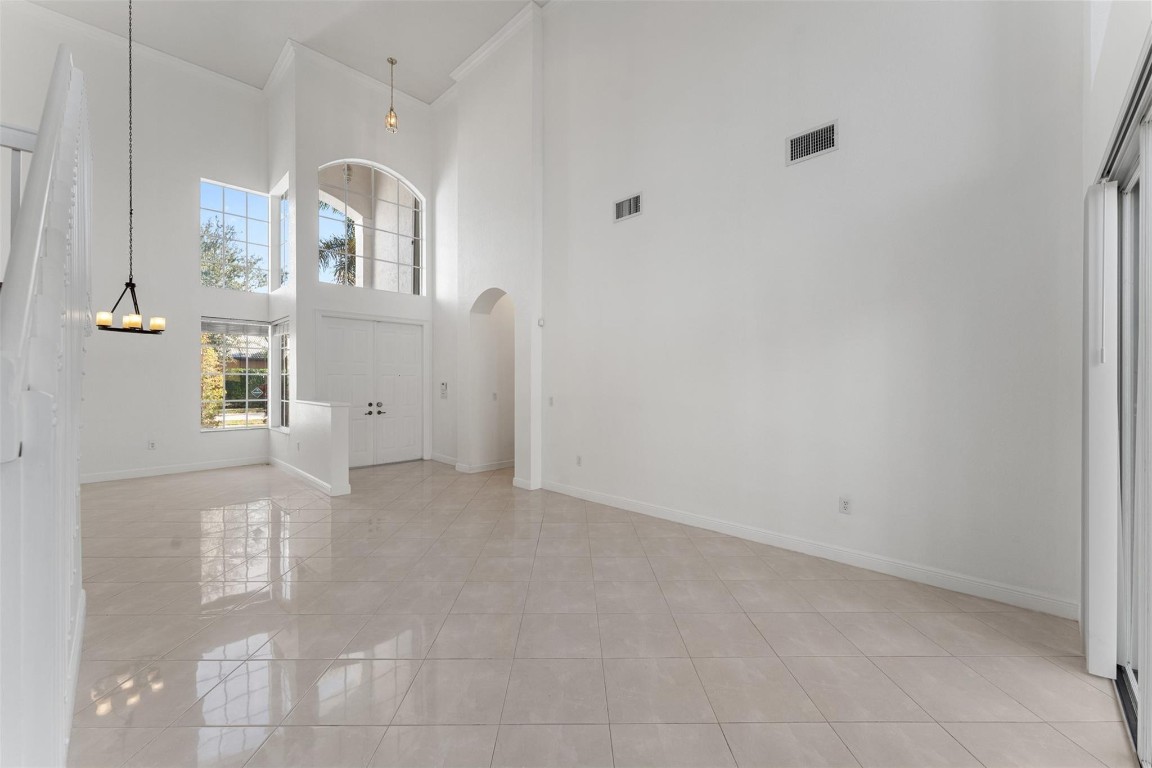 SUNSET LAKES PLAT THREE - Residential